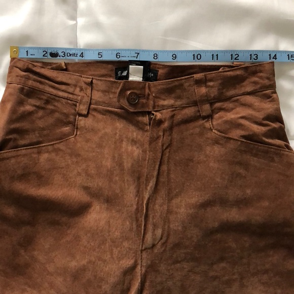 Vintage High-Rise Leather Pants! - Picture 5 of 7